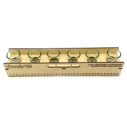 Vízmérték Pálinka Kínáló