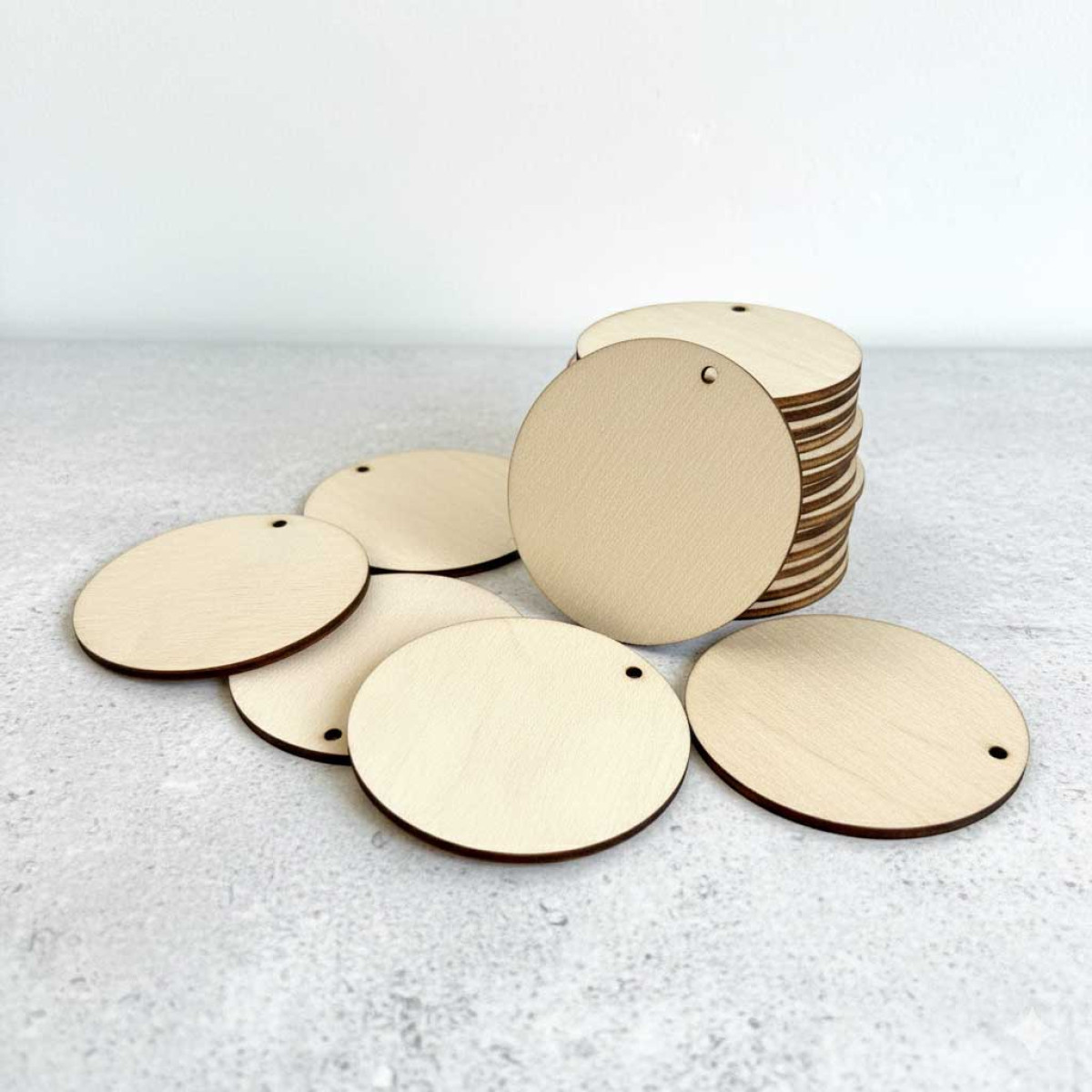 24 db Naturfa Kör Készlet, 7 cm, 3 mm Lyukkal - DIY és Dekorációs Alapanyag