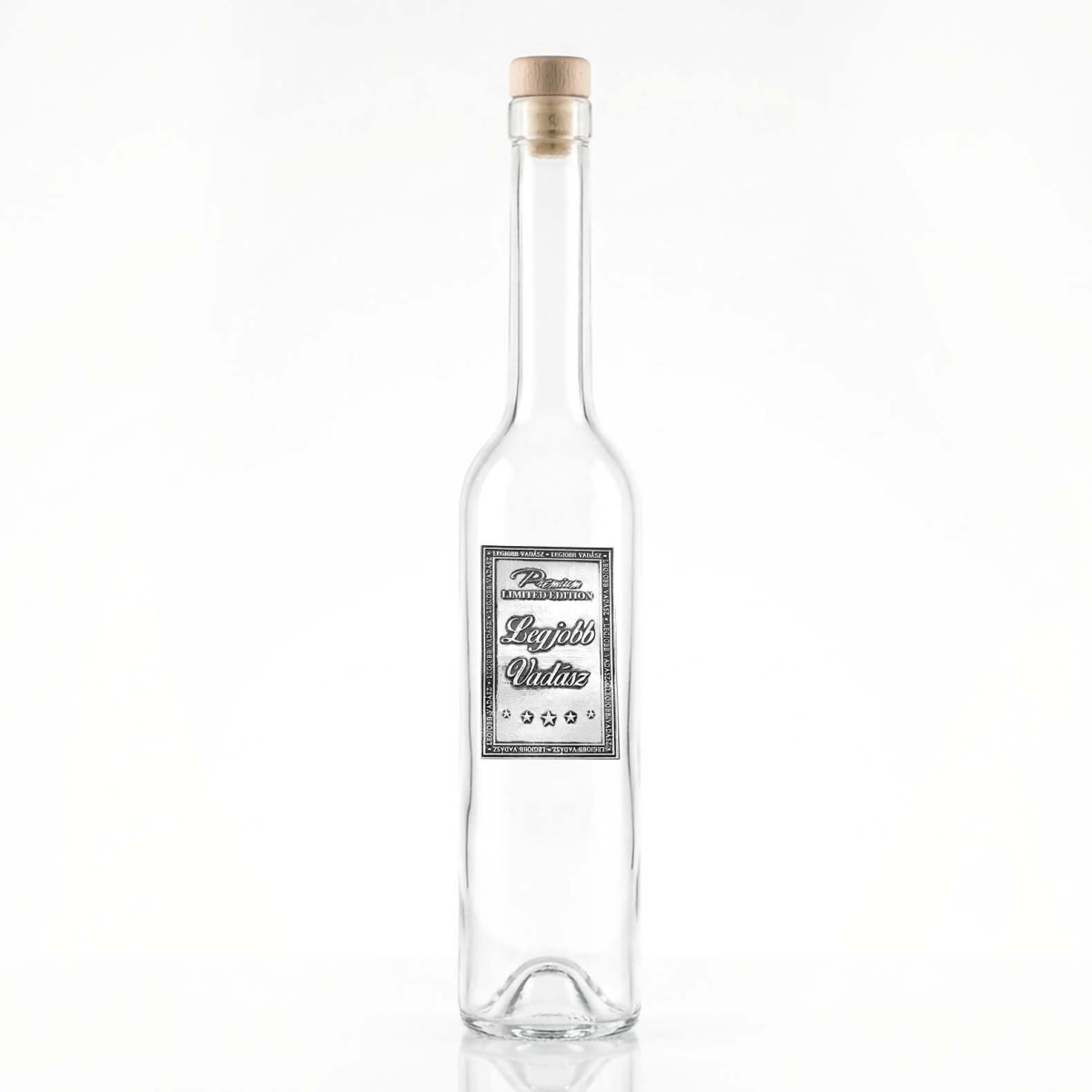 Fémcímkés Svéd Pálinkás üveg - Legjobb Vadász felirattal - Ajándék Vadászoknak